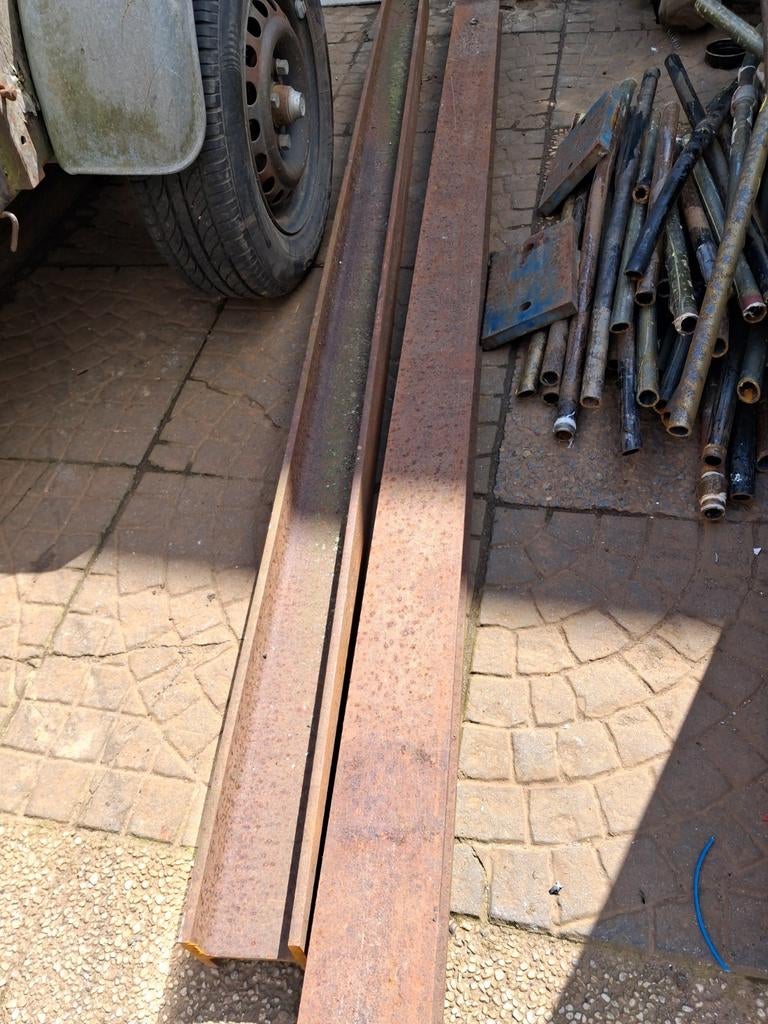 H balken, Doe-het-zelf en Verbouw, Metalen, Ophalen