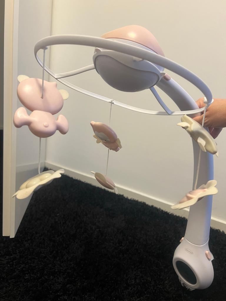 Infantino muziekmobiel met licht en geluid, Kinderen en Baby's, Ophalen, Nieuw, Mobiel, Met licht