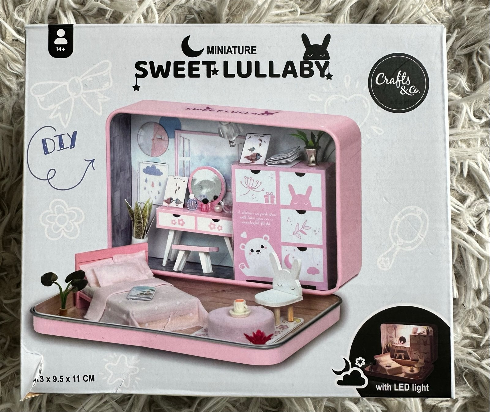 DIY Miniatuur Slaapkamer Sweet Lullaby met LED-licht, Ophalen of Verzenden, Nieuw, Knutselen, Met licht