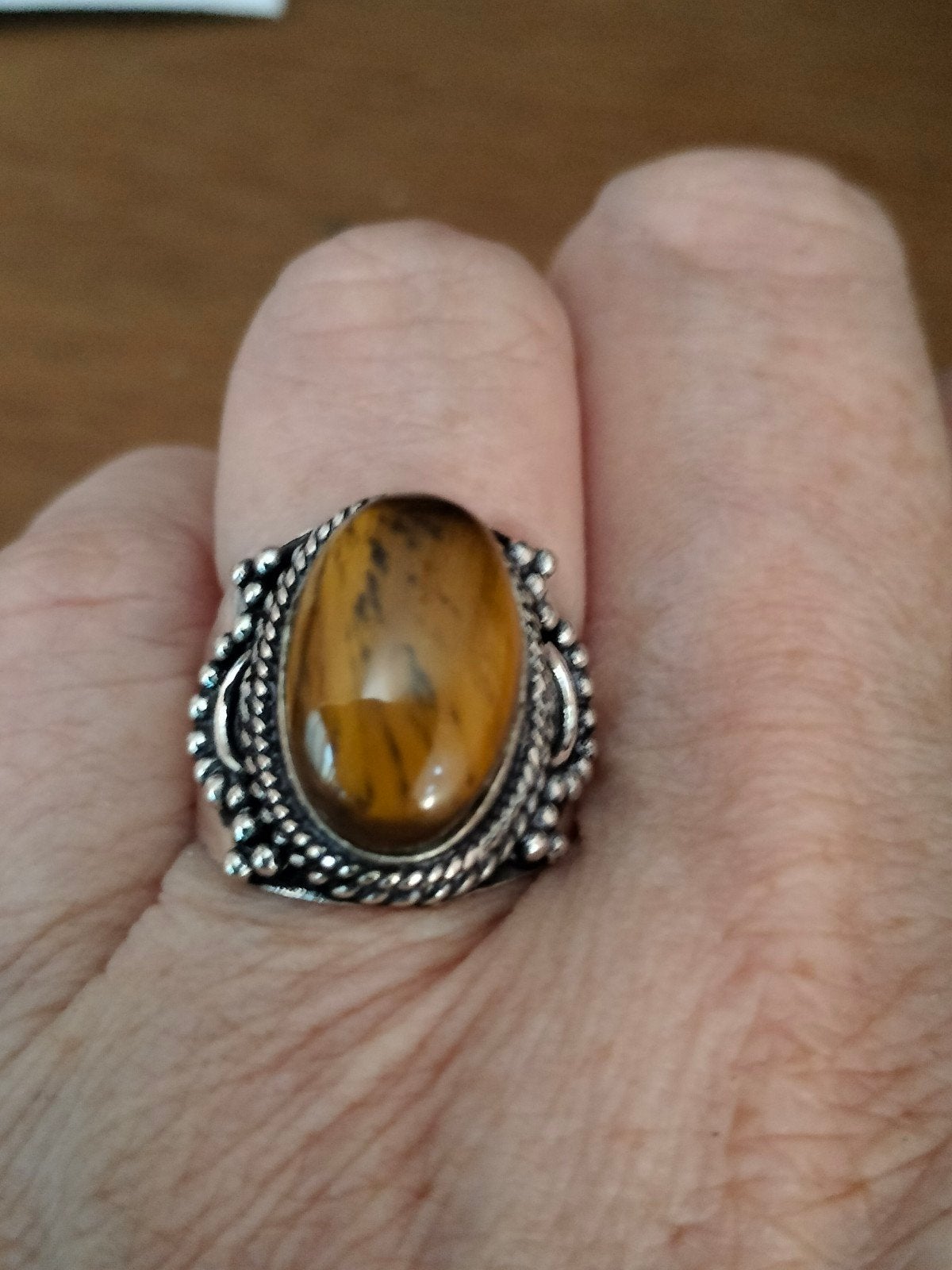 Zilveren ring met tijgeroog maat 17, Sieraden, Tassen en Uiterlijk, Ringen, Bruin, Verzenden, Nieuw, 17 tot 18