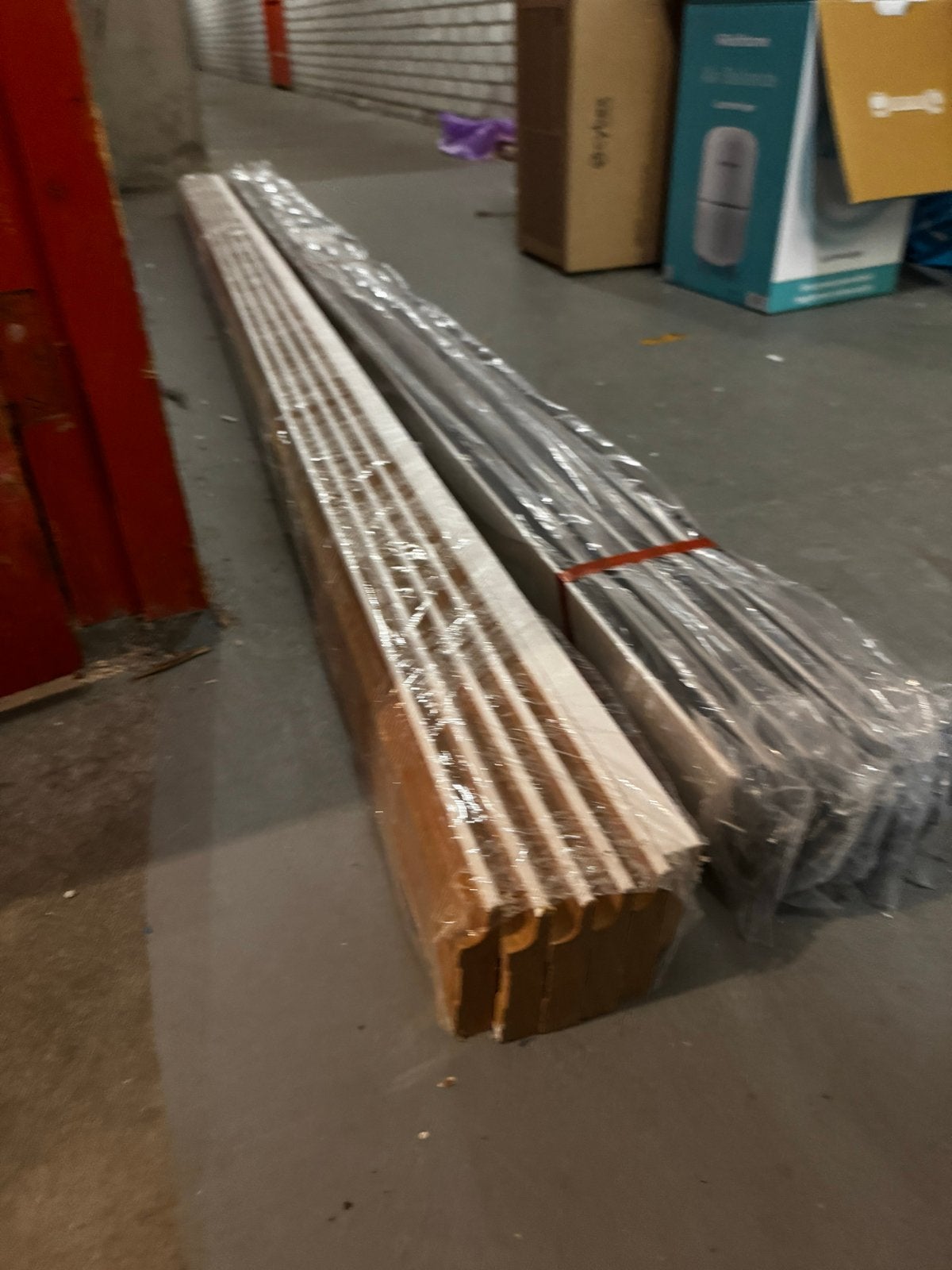 Set van 18 MDF kabelplinten en 18 MDF plinten RAL9010, Doe-het-zelf en Verbouw, Plinten en Afwerking, Ophalen, Nieuw, Mdf, 200 tot 250 cm