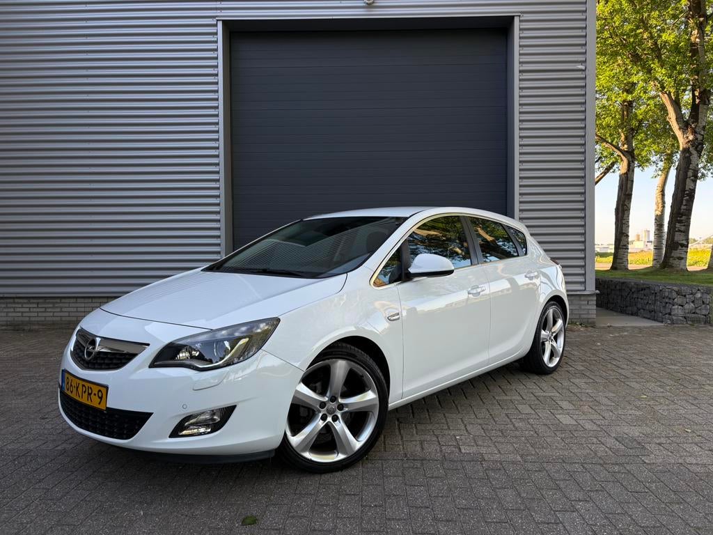 Opel Astra 1.6 Sport, Voorwielaandrijving, Parkeersensor, 1250 kg, 4 cilinders