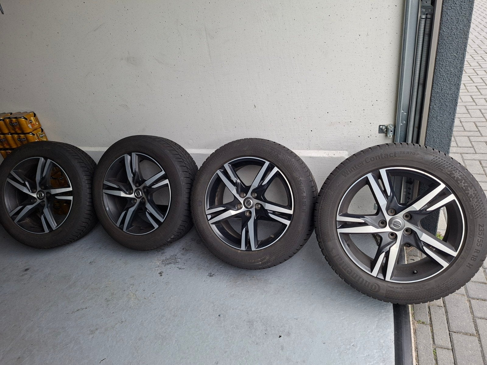 Z.G.A.N. Velgen voor XC40 18 inch met Z.G.A.N. winterbanden, Ophalen, 18 inch, Banden en Velgen, Winterbanden
