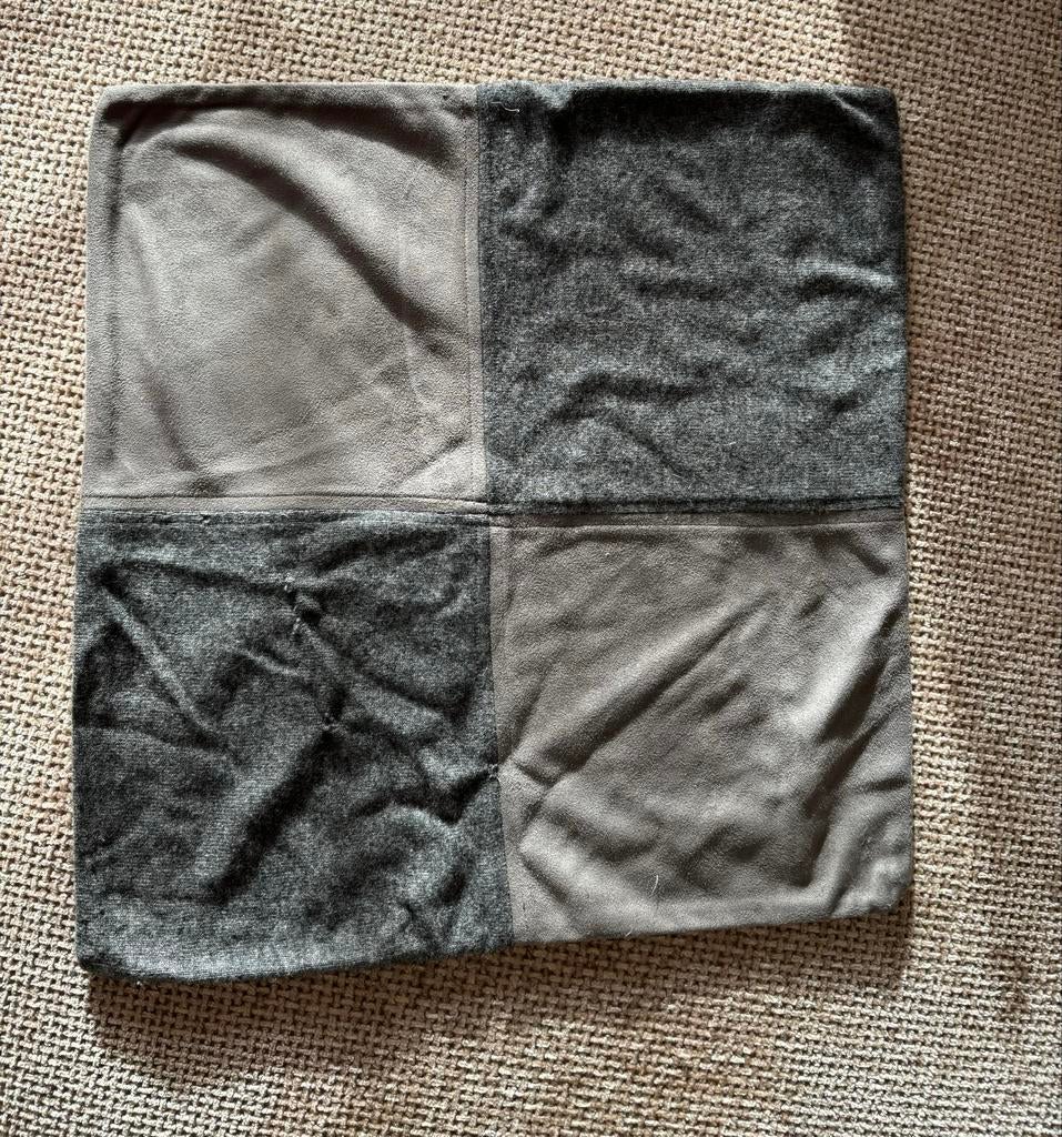 Heerlijk zachte grijze kussensloop van 100% cashmere, Ophalen of Verzenden, Zo goed als nieuw