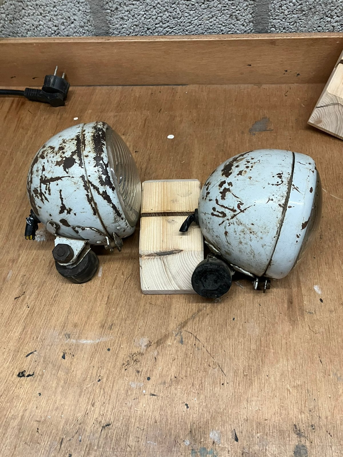 Koplampen oldtimer, Ophalen of Verzenden