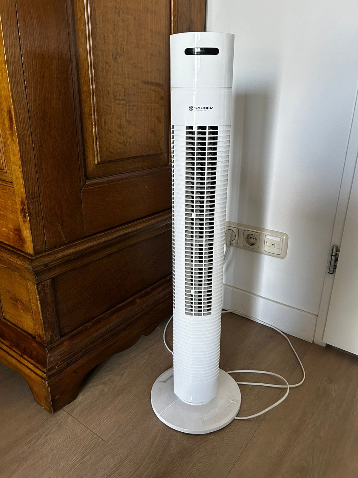 Aangeboden Sauber toren ventilator., Ophalen, Zo goed als nieuw, Torenventilator