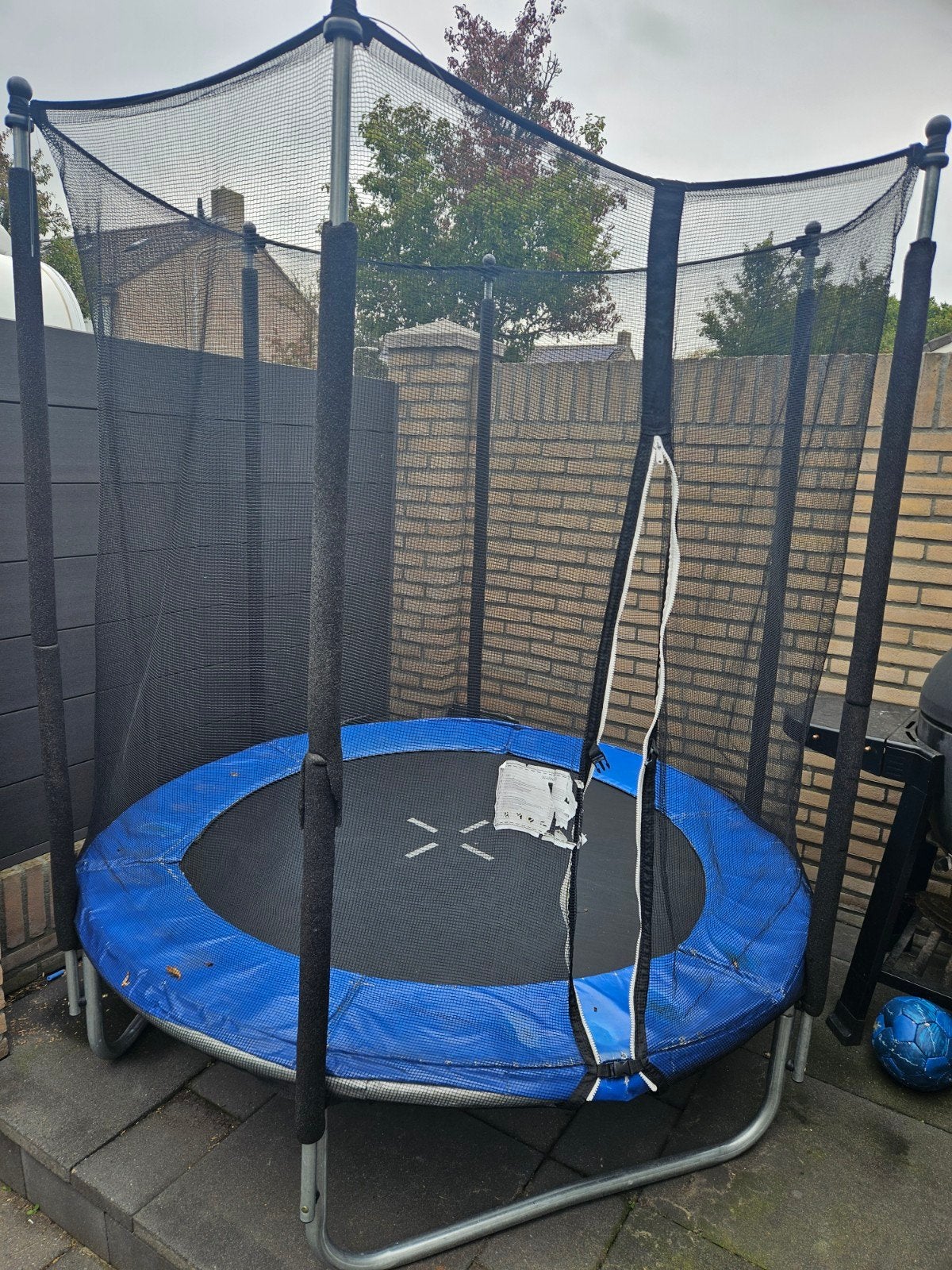 Trampoline met veiligheidsnet - 180cm diameter, Ophalen, Gebruikt