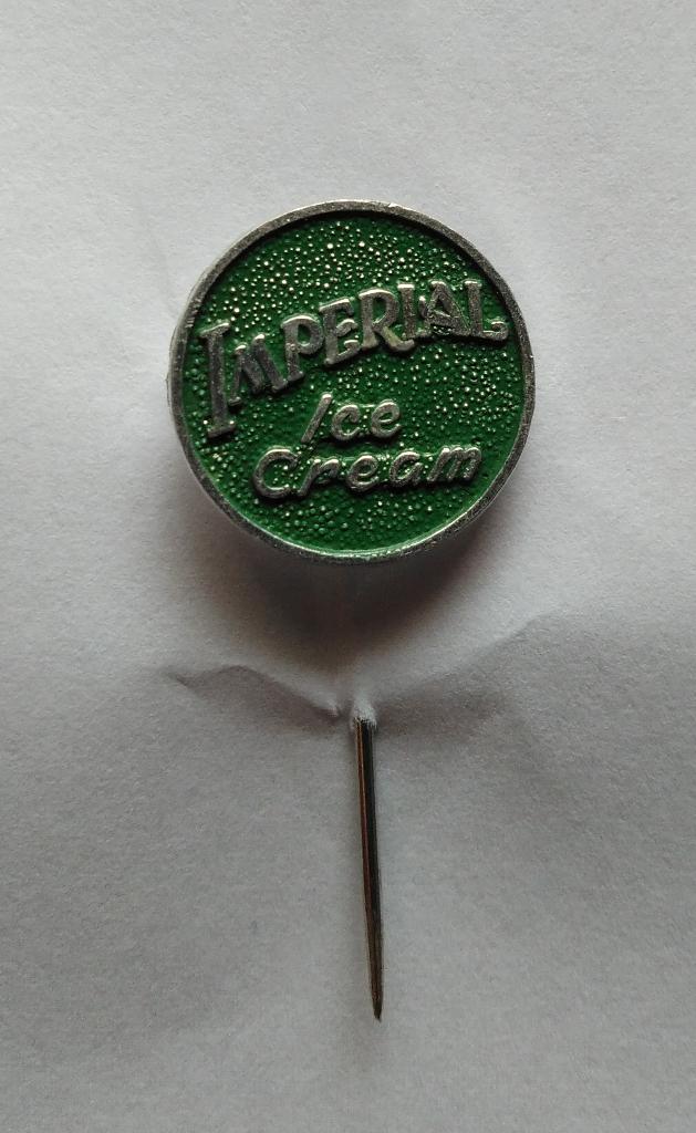 Speldje Imperial Icecream, Ophalen of Verzenden, Zo goed als nieuw, Merk, Speldje of Pin
