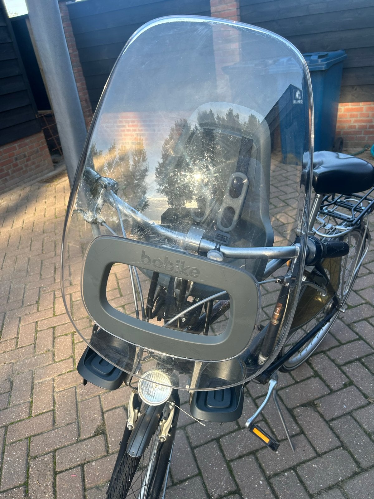 Bobike ONE mini fietsstoeltje met windscherm, Ophalen, Gebruikt, Voetsteuntjes, Voorzitje