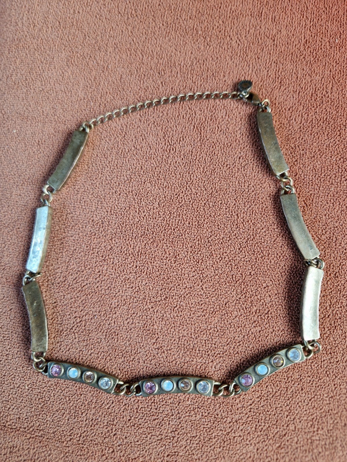 Danish Design ketting met gekleurde steentjes van Pilgrim, Ophalen of Verzenden, Gebruikt, Overige kleuren, Overige materialen