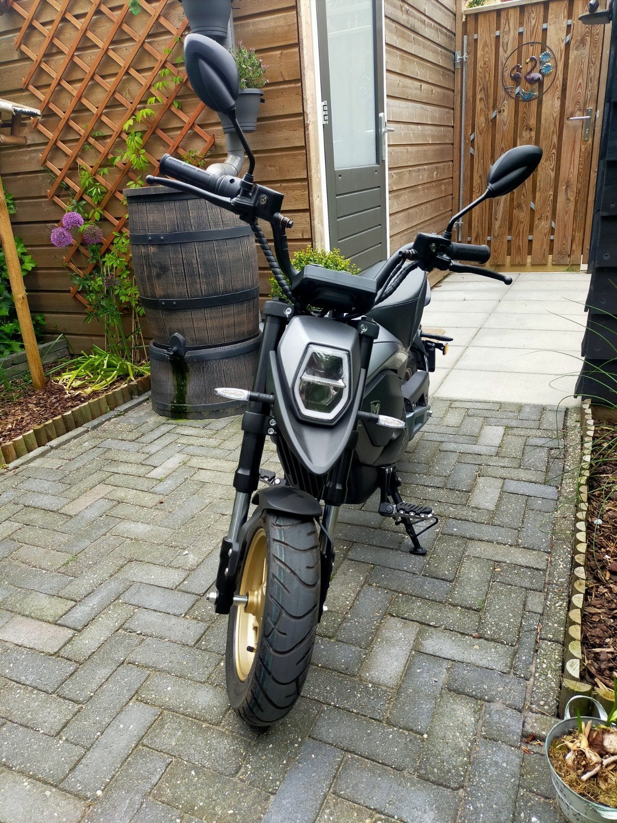 Tromox Mino Elektrische Brommer - Zo goed als nieuw!, Fietsen en Brommers, Brommers | Overige merken, Ophalen, Zo goed als nieuw