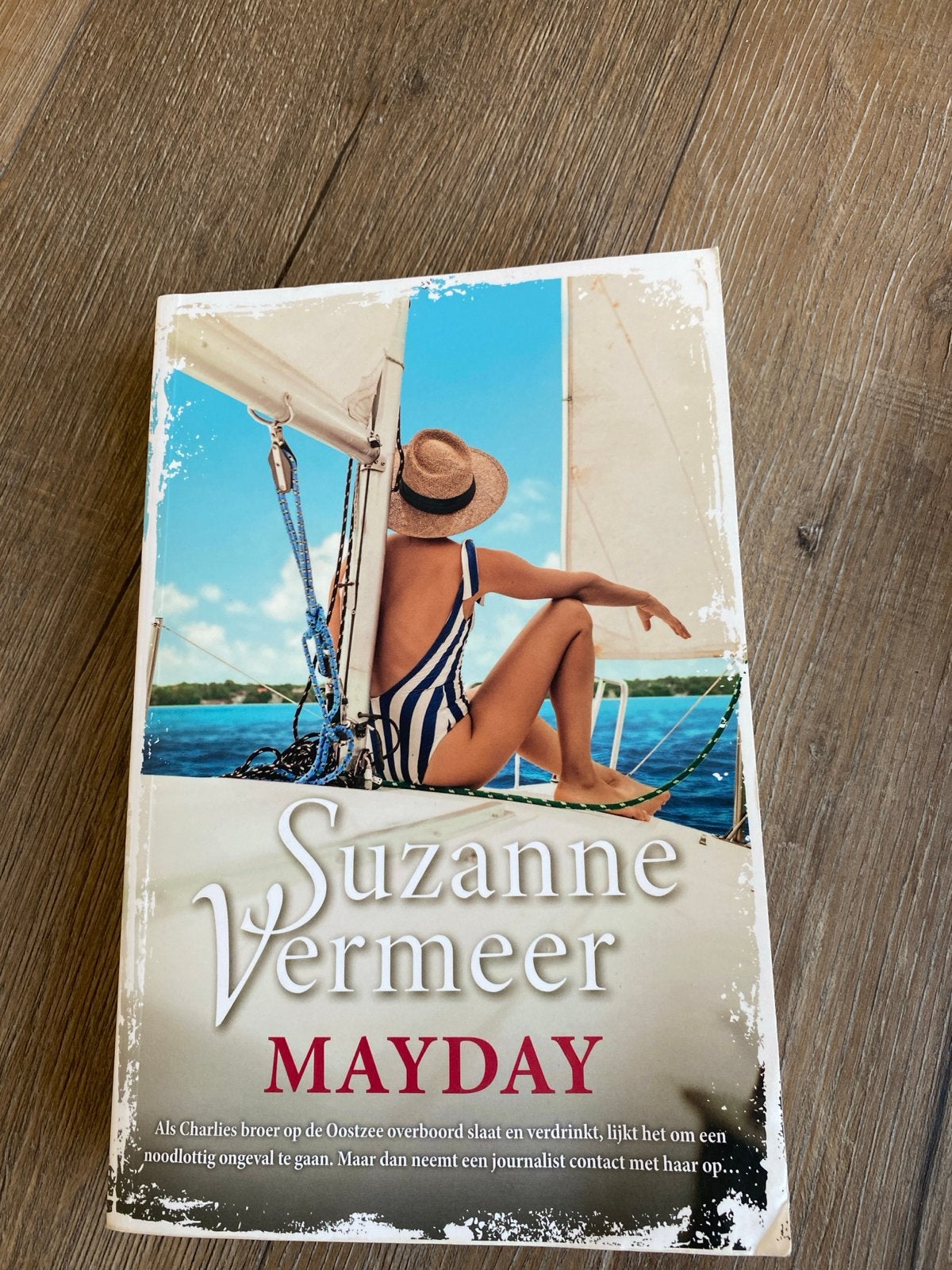 Suzanne Vermeer - Mayday (Zomerse Ontspanning), Boeken, Ophalen of Verzenden, Gelezen, Nederland
