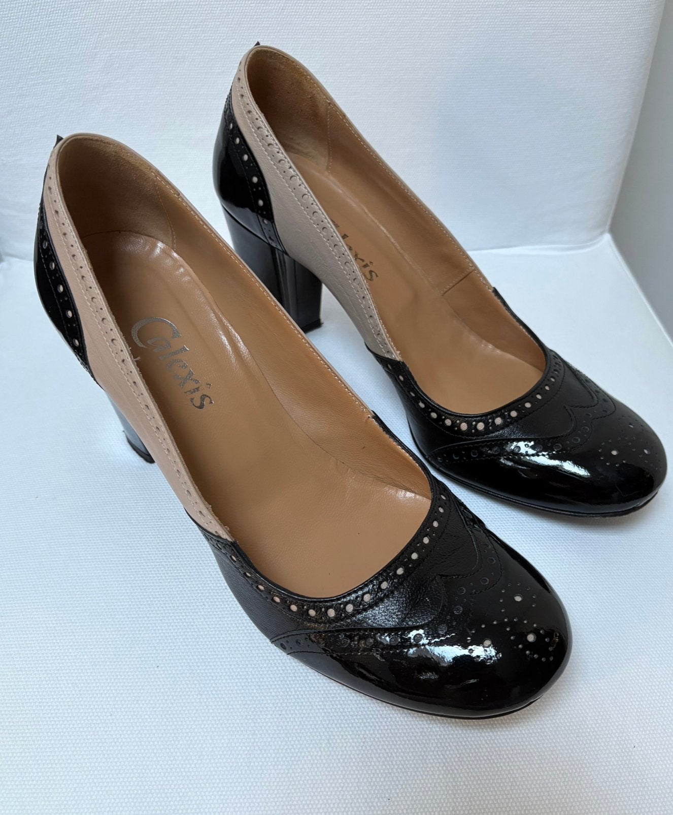 Pumps dames, zwart/beige, 40, Calexis, leer, Italy, Kleding | Dames, Pumps, Zwart, Ophalen of Verzenden, Zo goed als nieuw