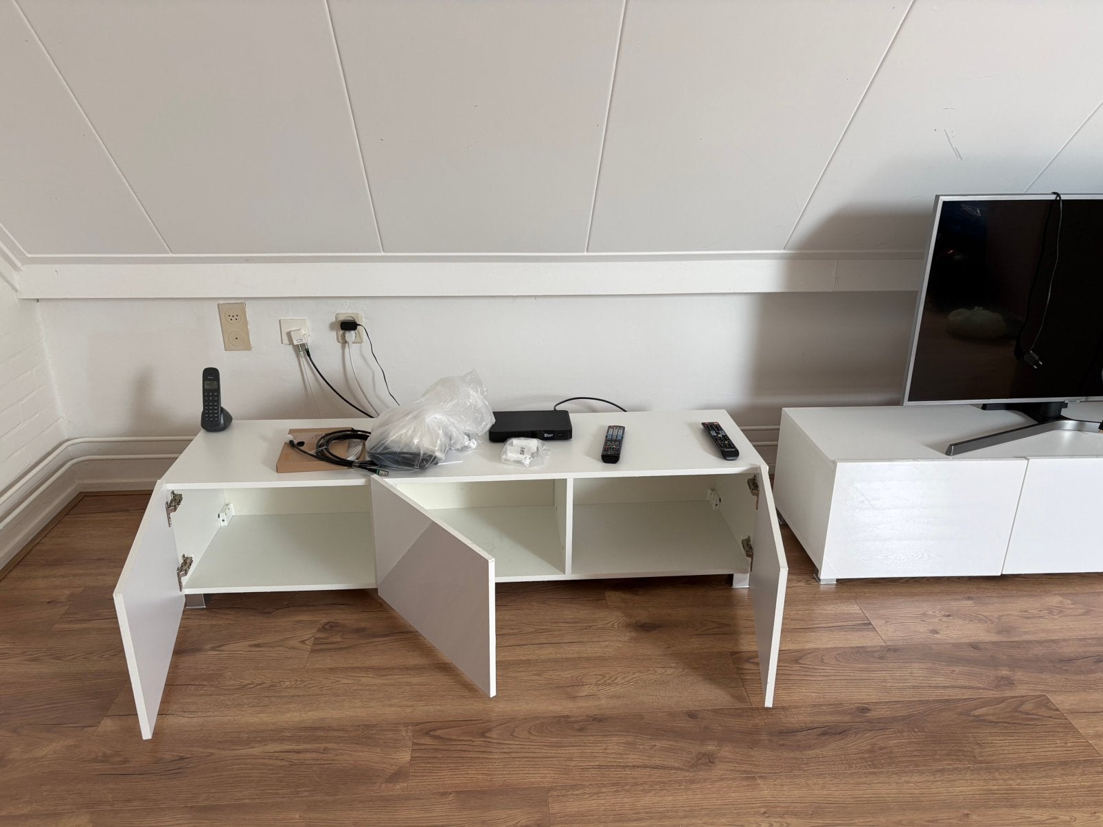 Tv meubel, Huis en Inrichting, Kasten | Televisiemeubels, Ophalen, 25 tot 50 cm, 100 tot 150 cm, Minder dan 100 cm