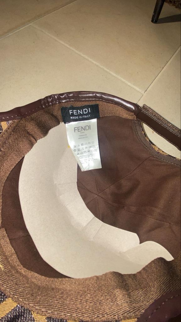 Fendi pet met FF-logo, Kleding | Heren, Ophalen of Verzenden, Zo goed als nieuw, One size fits all, Pet