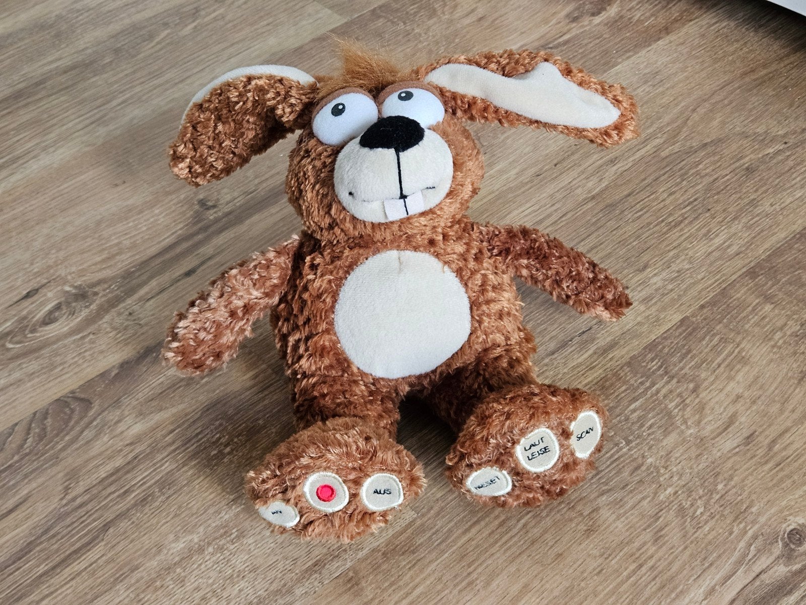 Vintage McDonald's "Hop" Knuffel/Radio uit 2004, Verzamelen, Ophalen of Verzenden, Zo goed als nieuw
