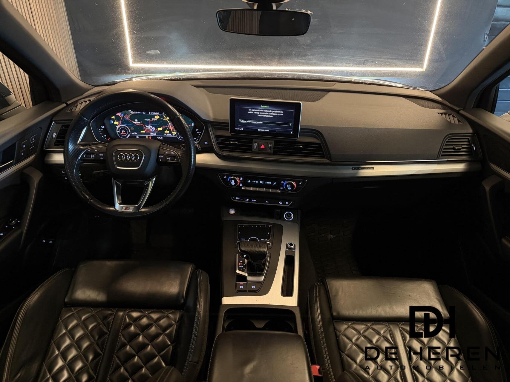 Audi Q5 50 TFSI e quattro S edit|LUCHTV|LANE|ACC|PANO|MATRIX, Automaat, Dealer onderhouden, 2005 kg, 4 cilinders
