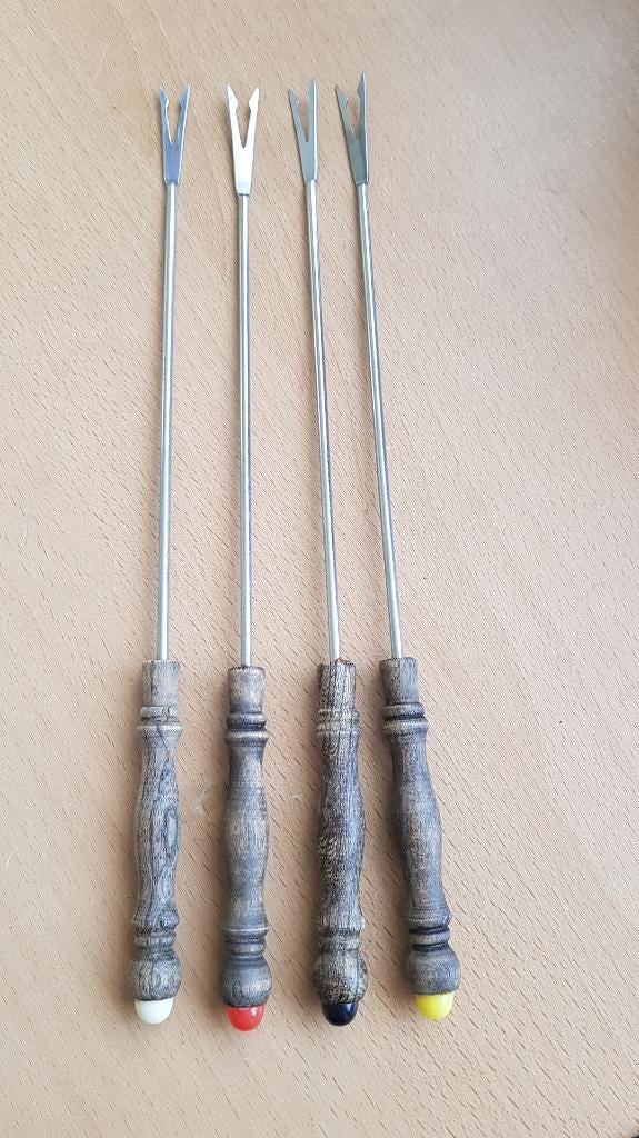 4 vintage fonduevorkjes, houten handvat jaren 70, Ophalen, Gebruikt, Overige materialen