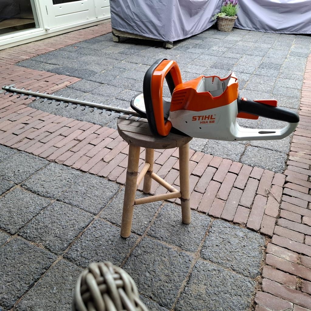 Stihl HSA 56 heggenschaar, Ophalen of Verzenden, Gebruikt, Accu, Stihl