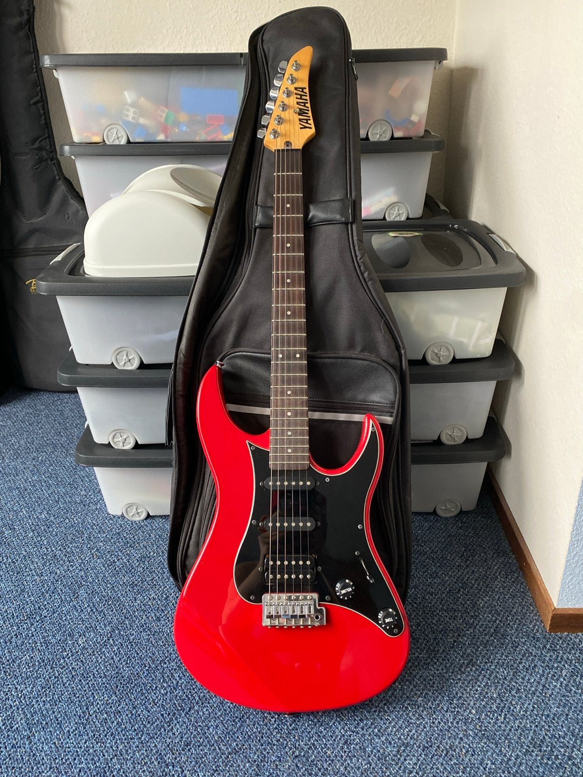 Yamaha RGX 112P elektrische gitaar met versterker, Muziek en Instrumenten, Gebruikt, Met versterker, Solid body, Ophalen