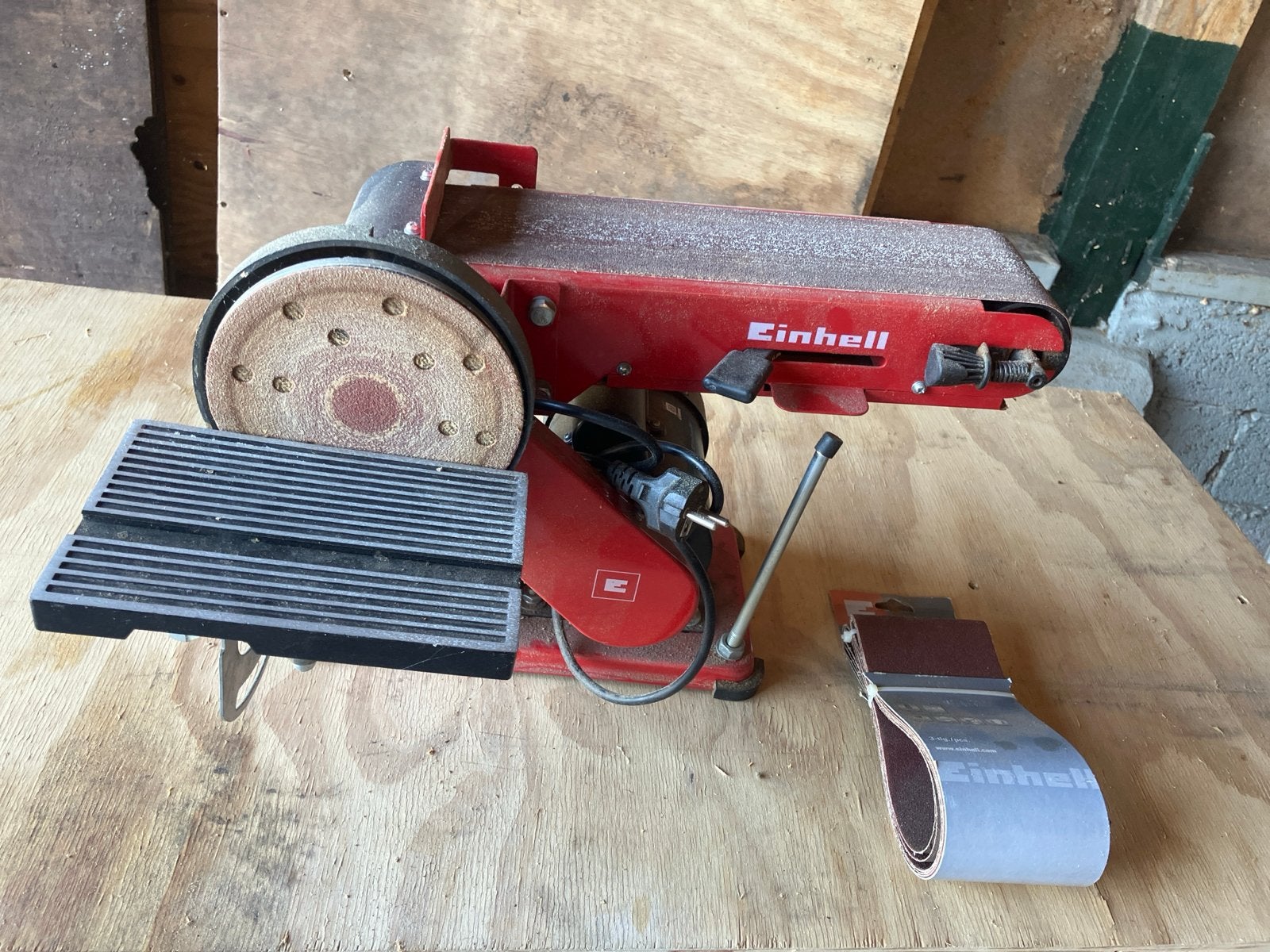 Einhell bandschuurmachine met schuurband en schijf, Ophalen, Gebruikt, Minder dan 600 watt, Bandschuurmachine