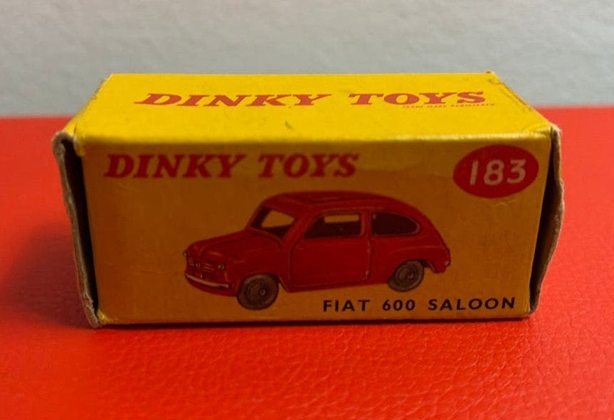 Doosje  Dinky Toys No. 183 Fiat 600 Saloon made in england, Verzenden