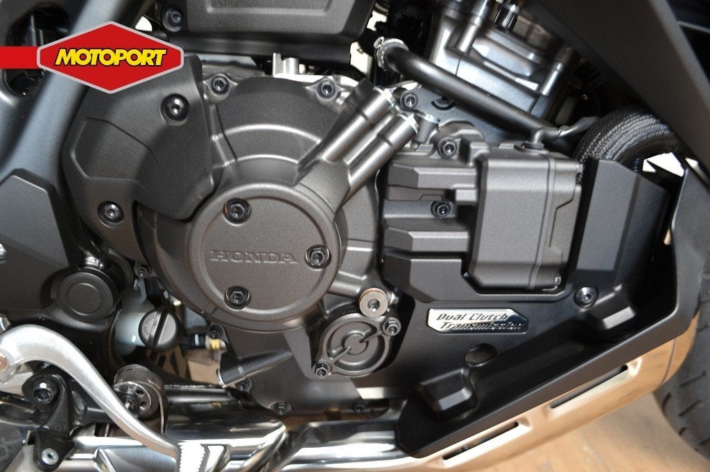 Honda NT 1100 DCT (bj 2024), Dorneveld 180-184
B-1731  Zellik, BE, Honda Motor Europe, Bedrijf, Toermotor
