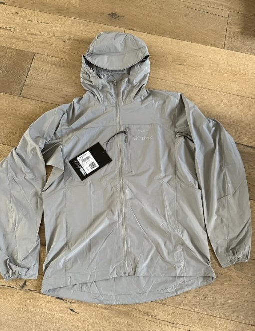 Arc'teryx Squamish Hoody Windbreaker - Grijs en Blauw, Maat 48/50 (M), Nieuw, Ophalen of Verzenden, Arc’teryx