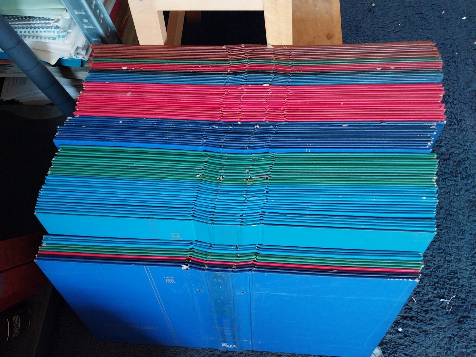 Oude Importa en Davo albums met gebreken - voor hergebruik, Verzenden