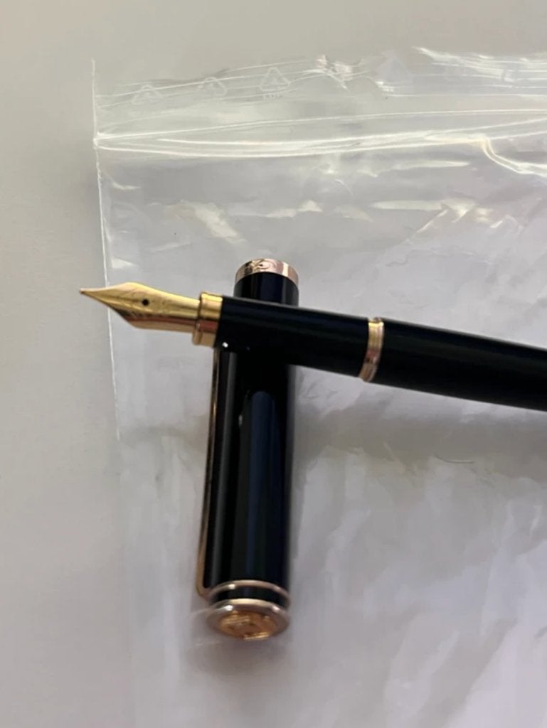 Elysee Capitol 18kt GP + leren Claudio Ferrici notitieboek, Diversen, Ophalen of Verzenden, Nieuw