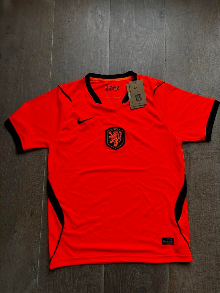 Nike Nederland Thuis Shirt WK 2026 - Nieuw met kaartje, Sport en Fitness, Voetbal, Verzenden, Zo goed als nieuw, Shirt