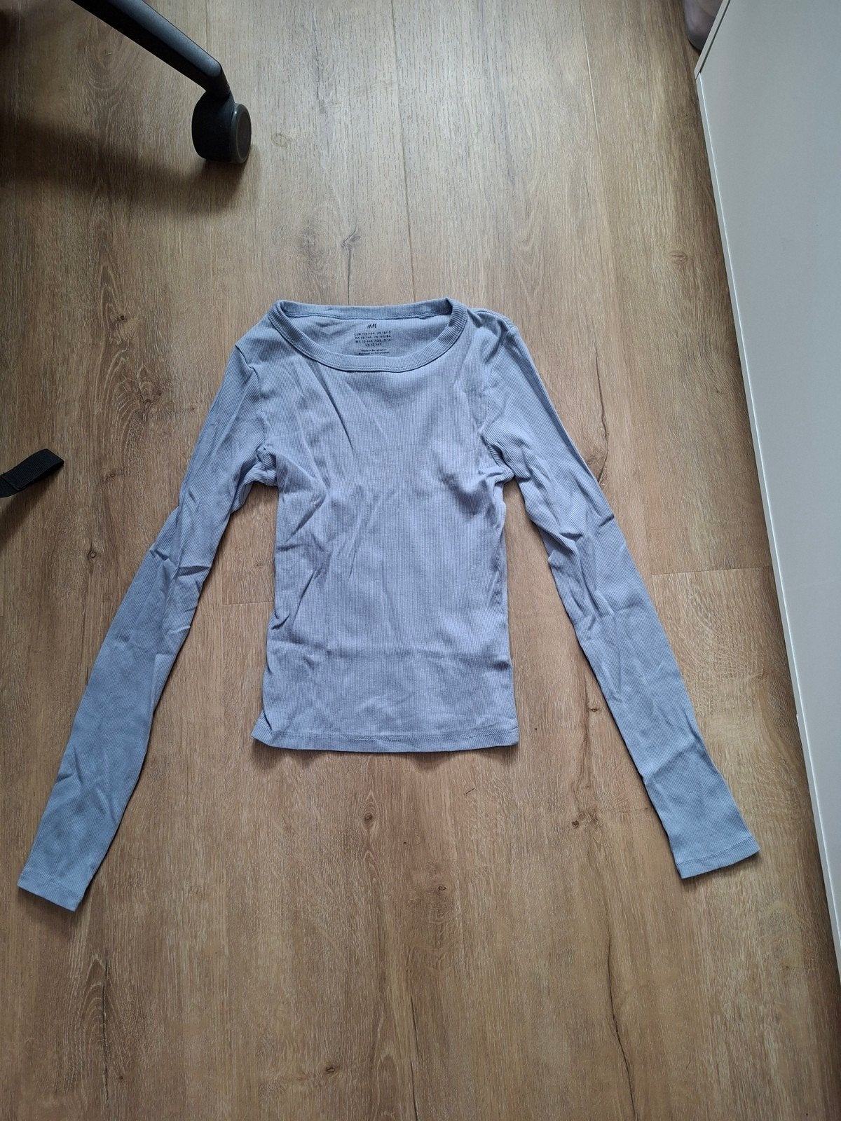 H&M geribbelde shirt, lichtblauw, maat 158/164, Meisje, H&M, Ophalen of Verzenden, Zo goed als nieuw
