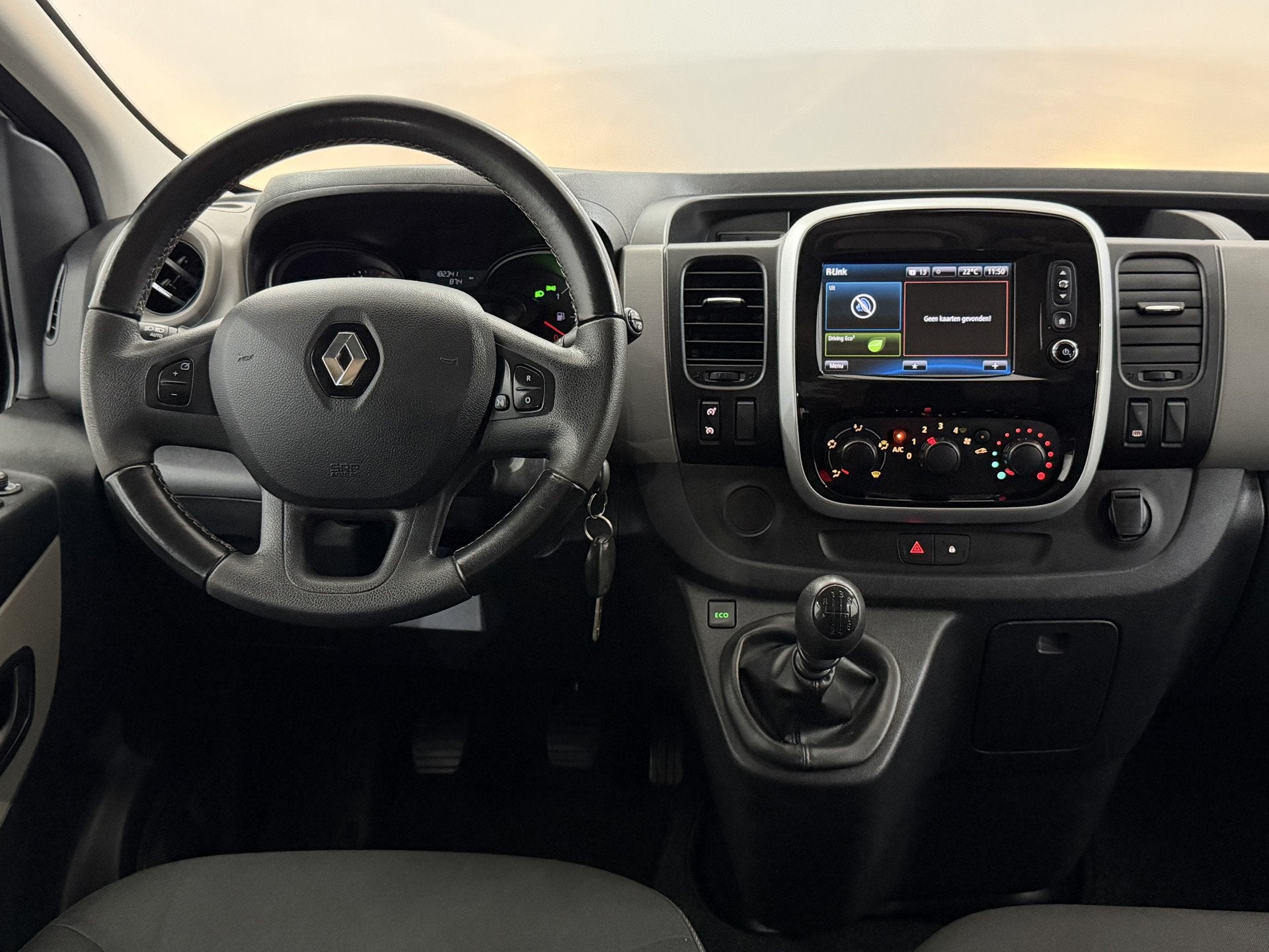 Renault Trafic 1.6 dCi T29 L2H1 Luxe Dubbel Cabine Camera, N, Voorwielaandrijving, Gebruikt, Euro 6, 4 cilinders