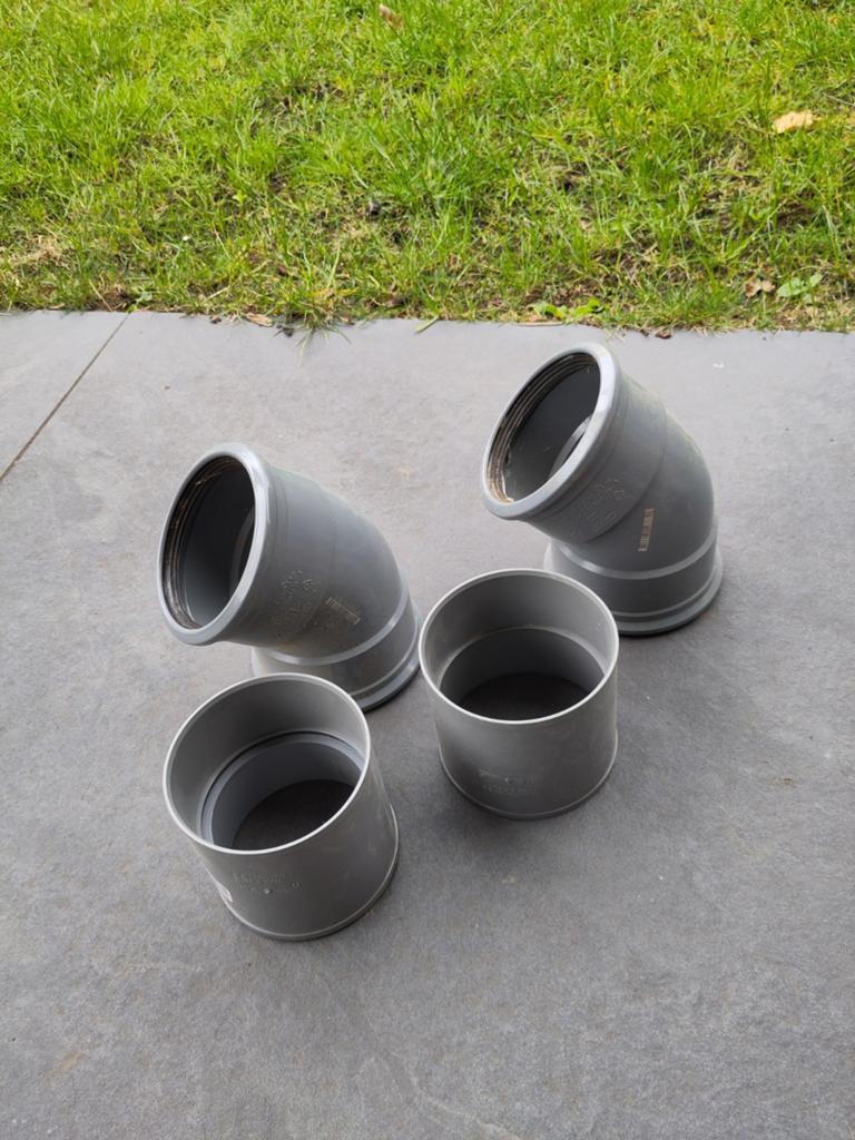 PVC Afvoerbochten en Moffen 110mm met verloop, Ophalen of Verzenden, Pvc, Minder dan 2 meter, 80 mm of meer