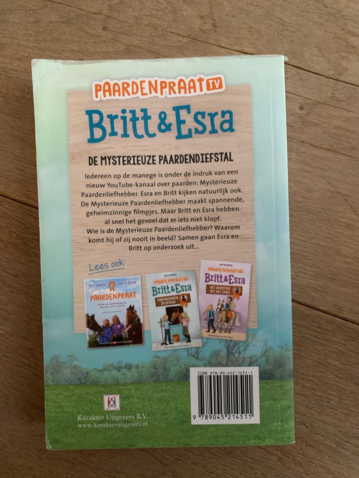 Britt & Esra: De Mysterieuze Paardendiefstal - Paardenpraat, Boeken, Verzenden, Gelezen, Fictie