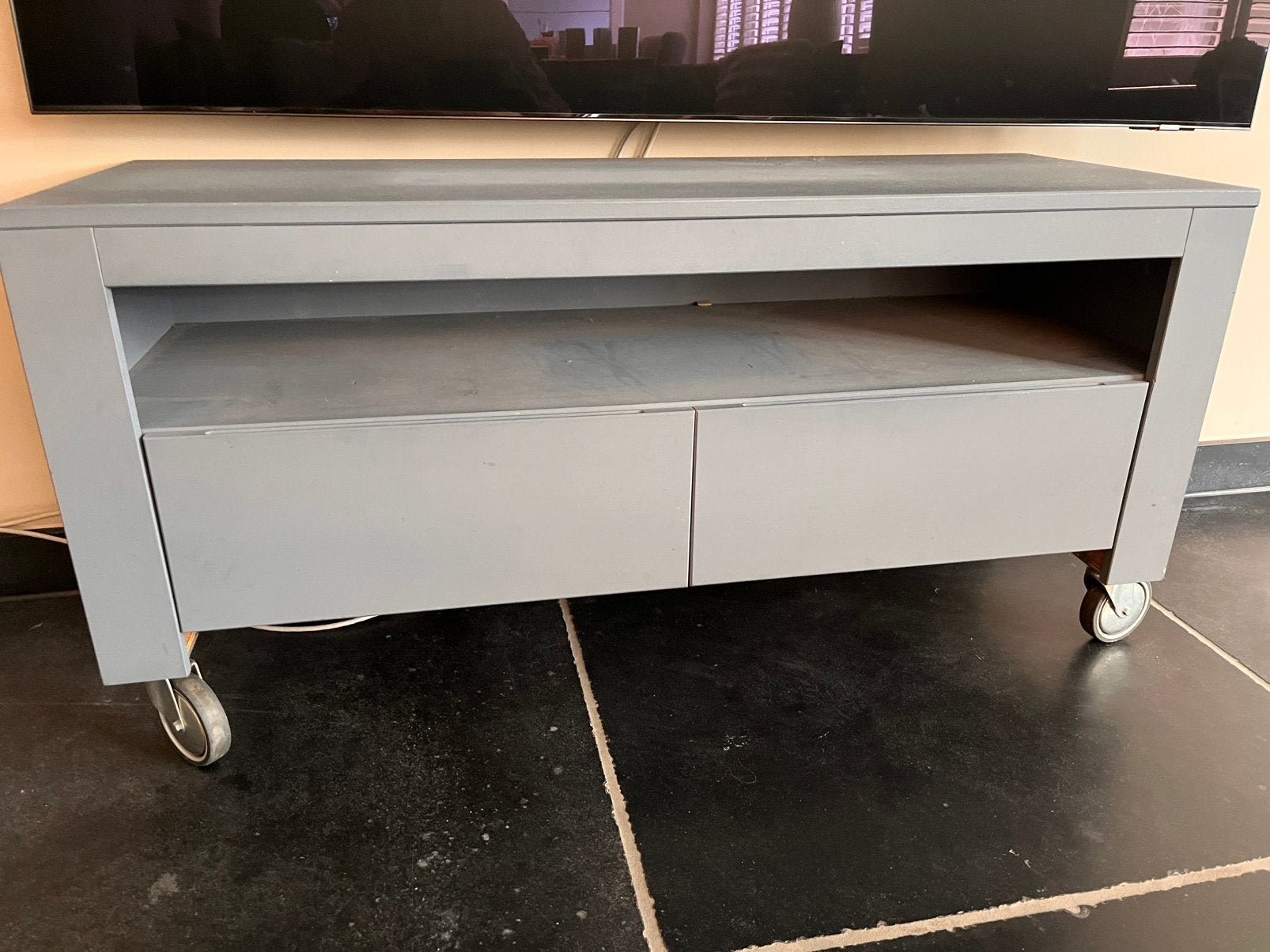 TV kast verrijdbaar, Huis en Inrichting, Ophalen, Gebruikt, 100 tot 150 cm, Eikenhout