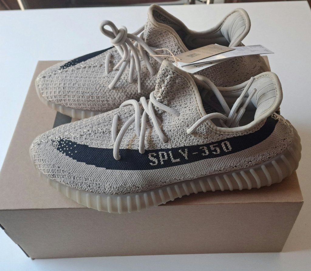 Yeezy 350 Slate, Kleding | Heren, Schoenen, Ophalen of Verzenden, Nieuw, Overige kleuren, Adidas