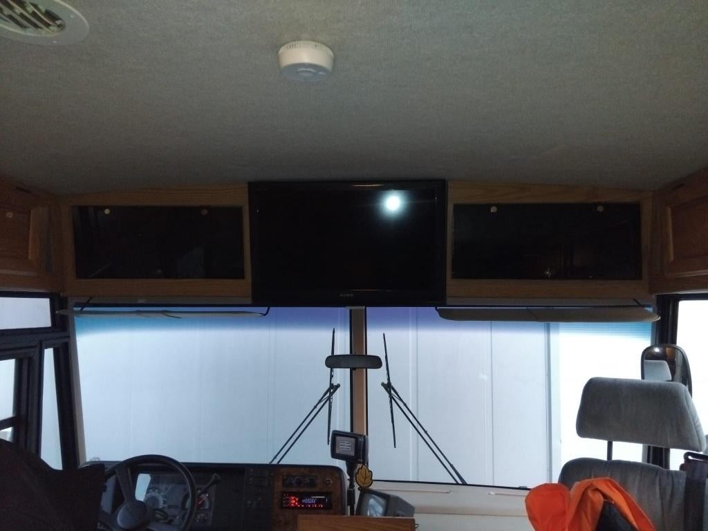 Foto 9 van Te koop Winnebago Camper alles erop en eraan !! Nieuwe APK!!