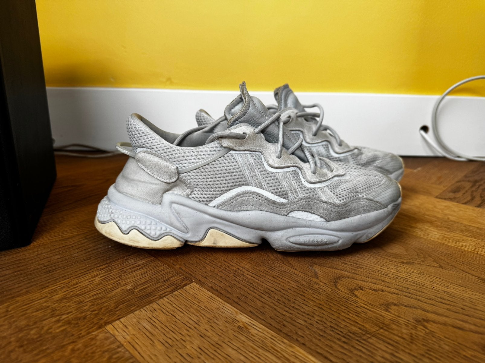 Adidas Ozweego sneakers, Ophalen of Verzenden, Zo goed als nieuw, Blauw, Sportschoenen