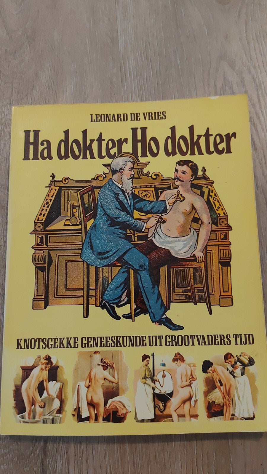 M: Ha dokter Ho dokter - Knotsgekke geneeskunde, Ophalen of Verzenden, Gelezen, Overige typen, Leonard de Vries