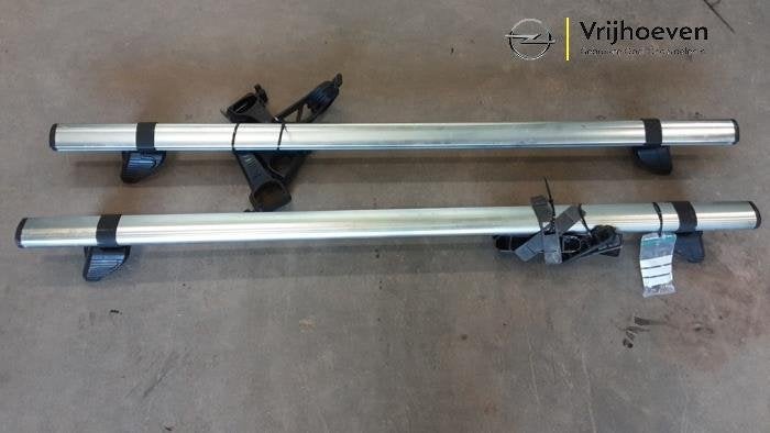 Dakdrager set van een Opel Combo (Combo 18-), Gebruikt, -, -, Opel
