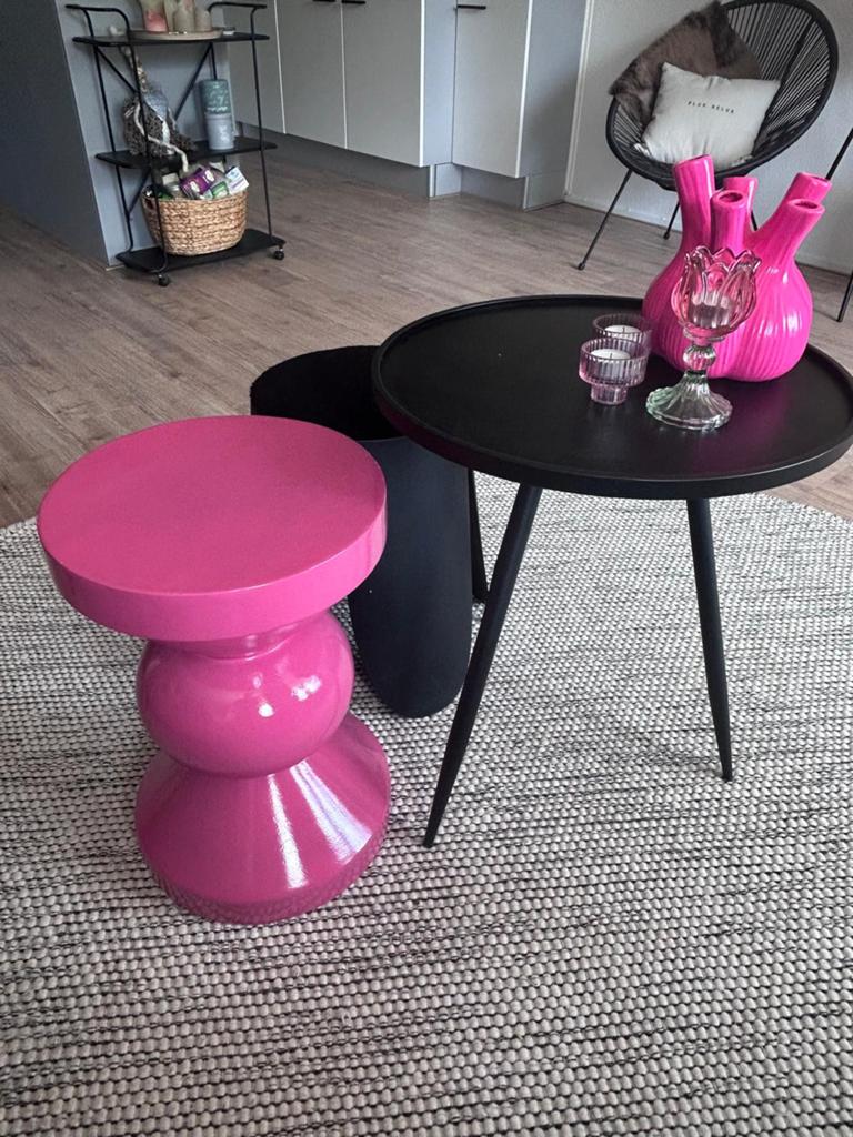 Bijzettafel roze, Huis en Inrichting, Minder dan 55 cm, Rond, Zo goed als nieuw, Ophalen
