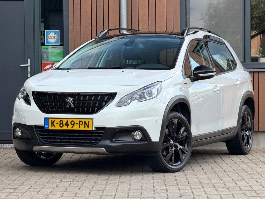 Peugeot 2008 1.2 PURETECH GT-LINE pano Carplay Trekhaak, Auto's, 1250 kg, 1199 cc, Electronic Stability Program (ESP), 610 kg