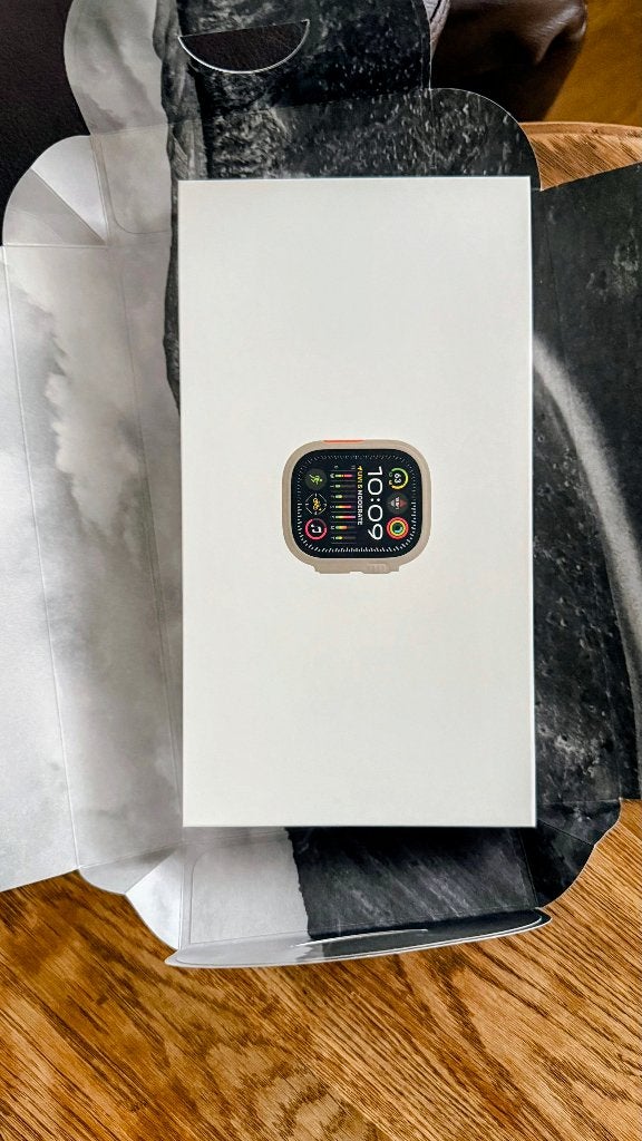 Apple Watch Ultra 2 Titanium 49mm - Zo goed als nieuw