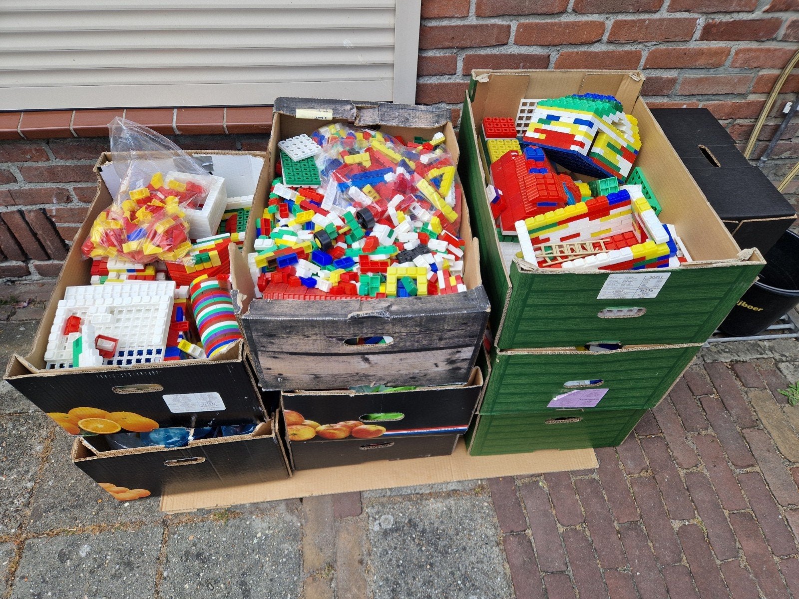 Monti Bouwblokken - 9 volle dozen, Ophalen, Zo goed als nieuw, Overige merken