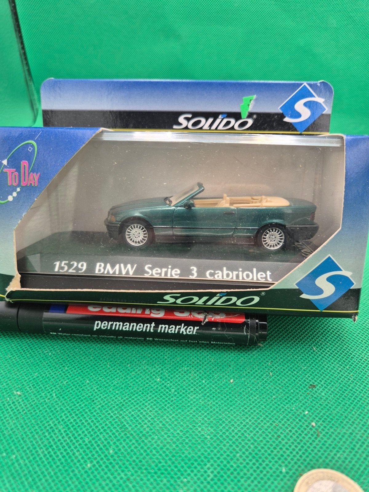 271 BMW 3 serie cabriolet 1/43 Solido, Hobby en Vrije tijd, Modelauto's | 1:43, Ophalen of Verzenden, Zo goed als nieuw, Auto