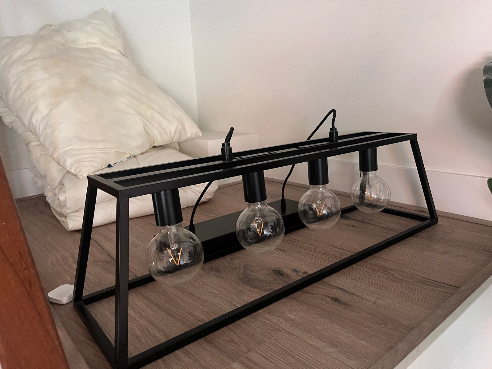 IKEA hanglamp met 4 bollen, Huis en Inrichting, Lampen | Overige, Zo goed als nieuw, IKEA, E27 (groot), Zwart, Metaal, Industrieel