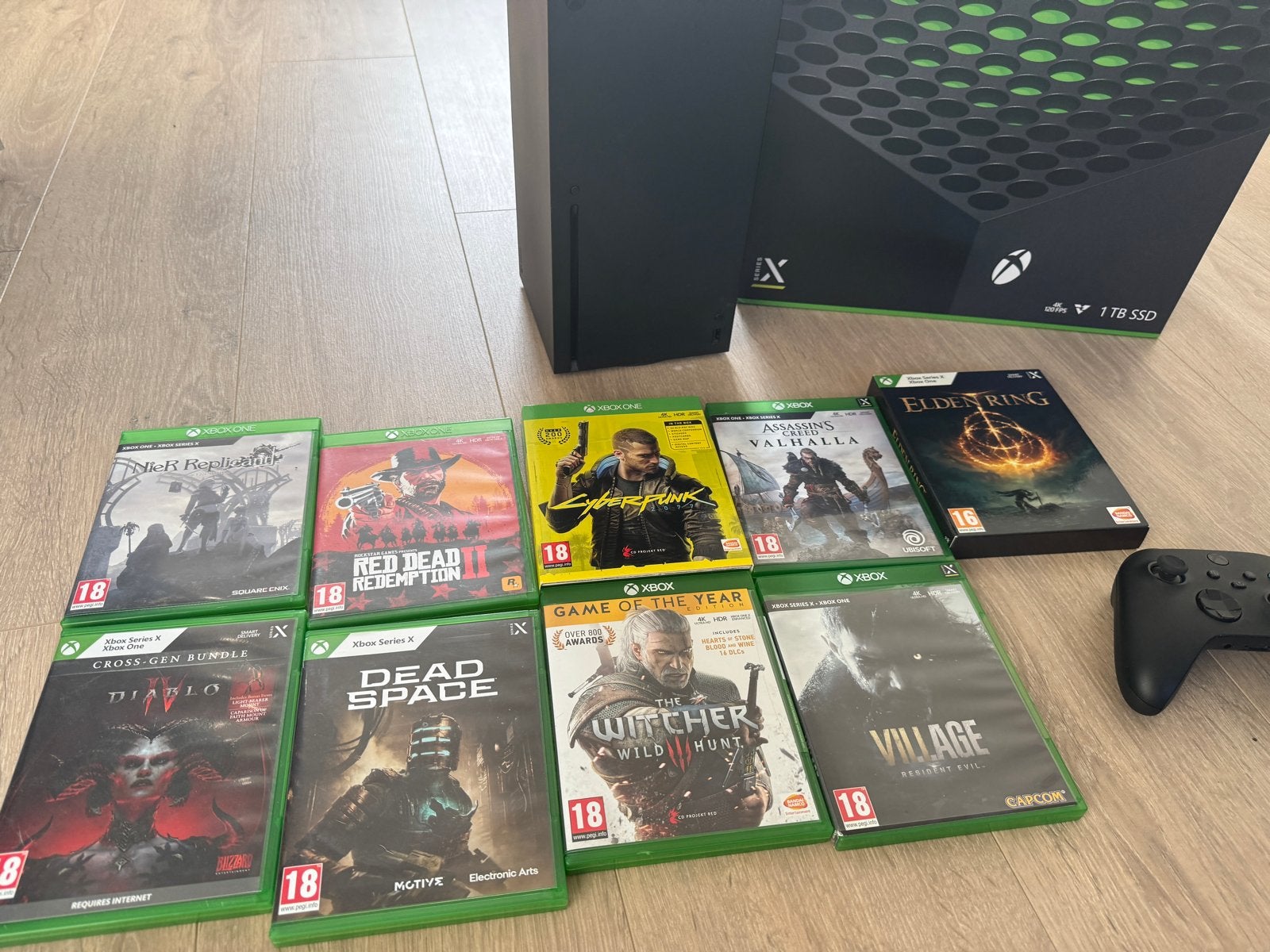 Xbox Series X 1TB met 9 games en controller, Spelcomputers en Games, Ophalen, Zo goed als nieuw, Xbox Series X