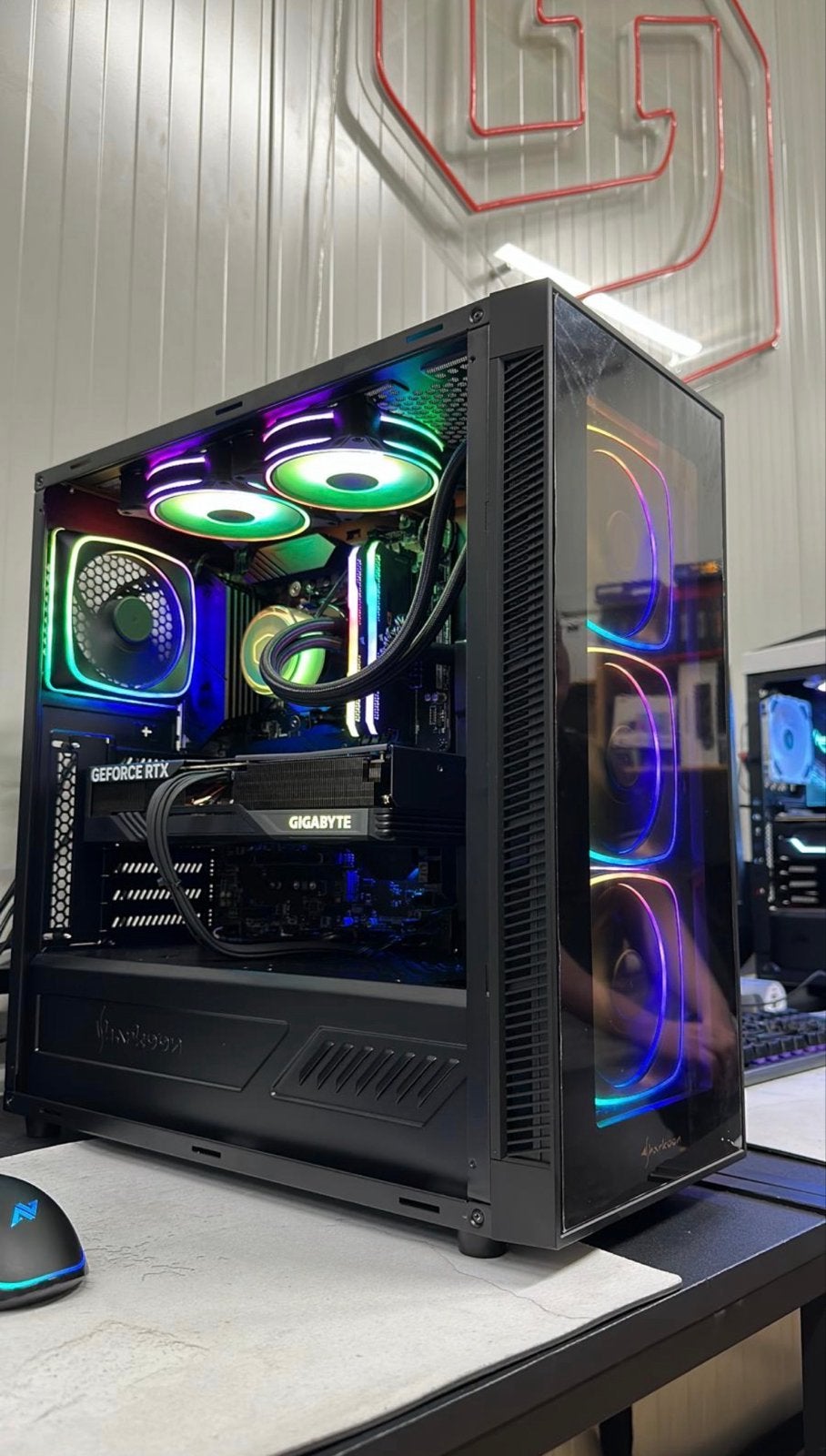 Krachtige Gaming PC met RGB Verlichting - Zo goed als nieuw, Ophalen of Verzenden, Zo goed als nieuw, Gaming, SSD