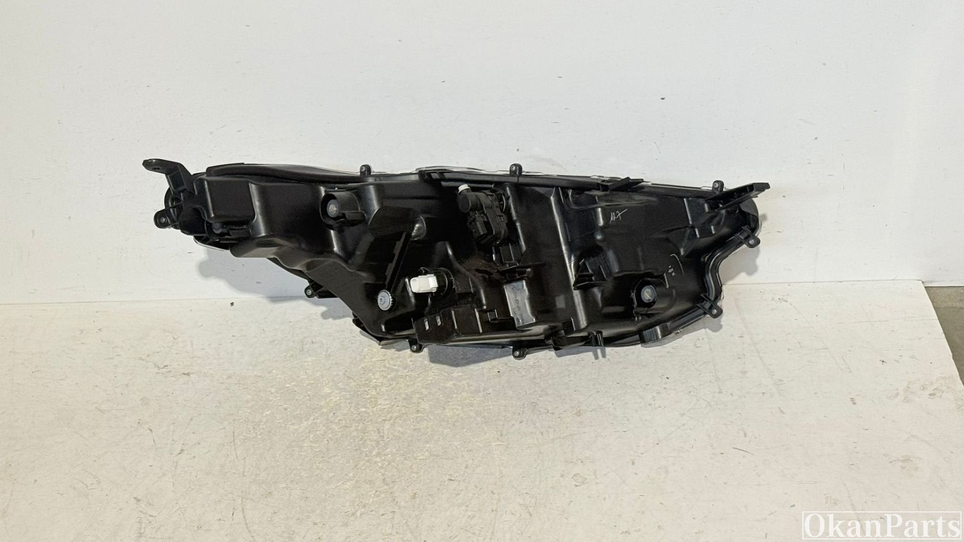 Toyota Yaris IV XP210 LED linker koplamp links, Info@fabrikant.eu, Fabrikantstraat 1
1000 AA  Amsterdam, NL, Ophalen of Verzenden